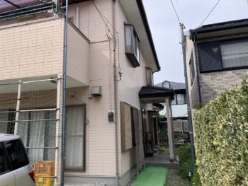 ピンクベージュの外壁塗装で一新!伊豆の国市南條