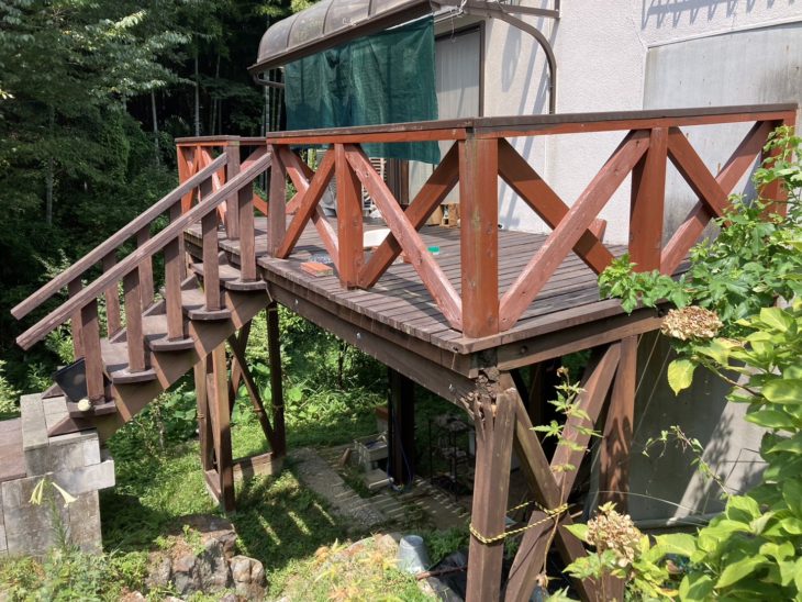 屋根外壁塗装とウッドデッキの改修工事|伊豆の国市