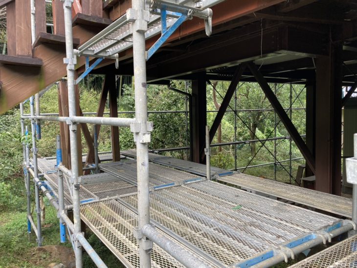 屋根外壁塗装とウッドデッキの改修工事|伊豆の国市