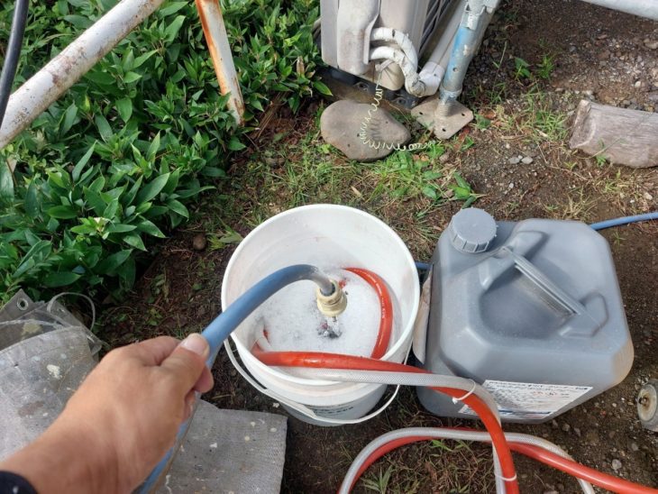 屋根外壁塗装とウッドデッキの改修工事|伊豆の国市