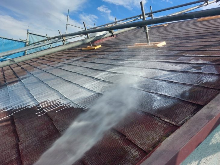 屋根外壁塗装とウッドデッキの改修工事|伊豆の国市