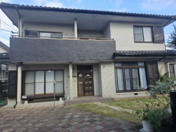 モルタル壁を経年劣化によるヒビから守るためにベランダ外壁改修工事