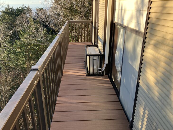 ウッドデッキ　交換完了