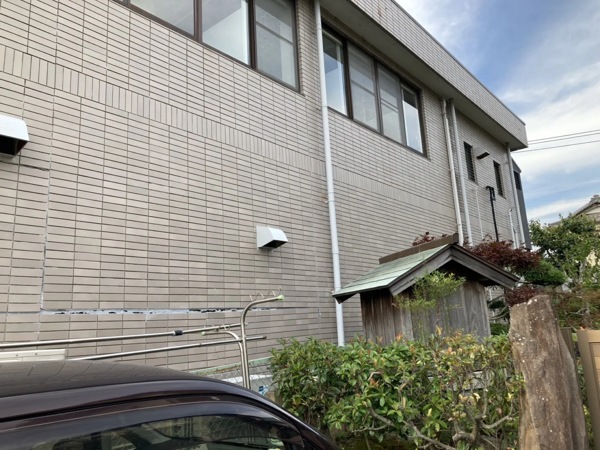 築40年窯業系サイディングの外壁材で安全性と外観を立て直す